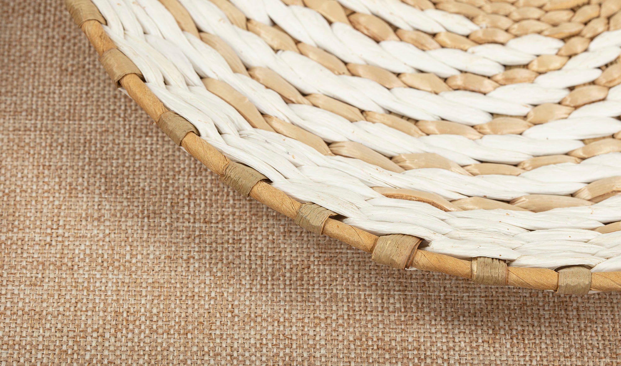 PACK DE 2 CUADRO YUTE PINO 35X3,6X35 PLATO 3D 2 SURT.