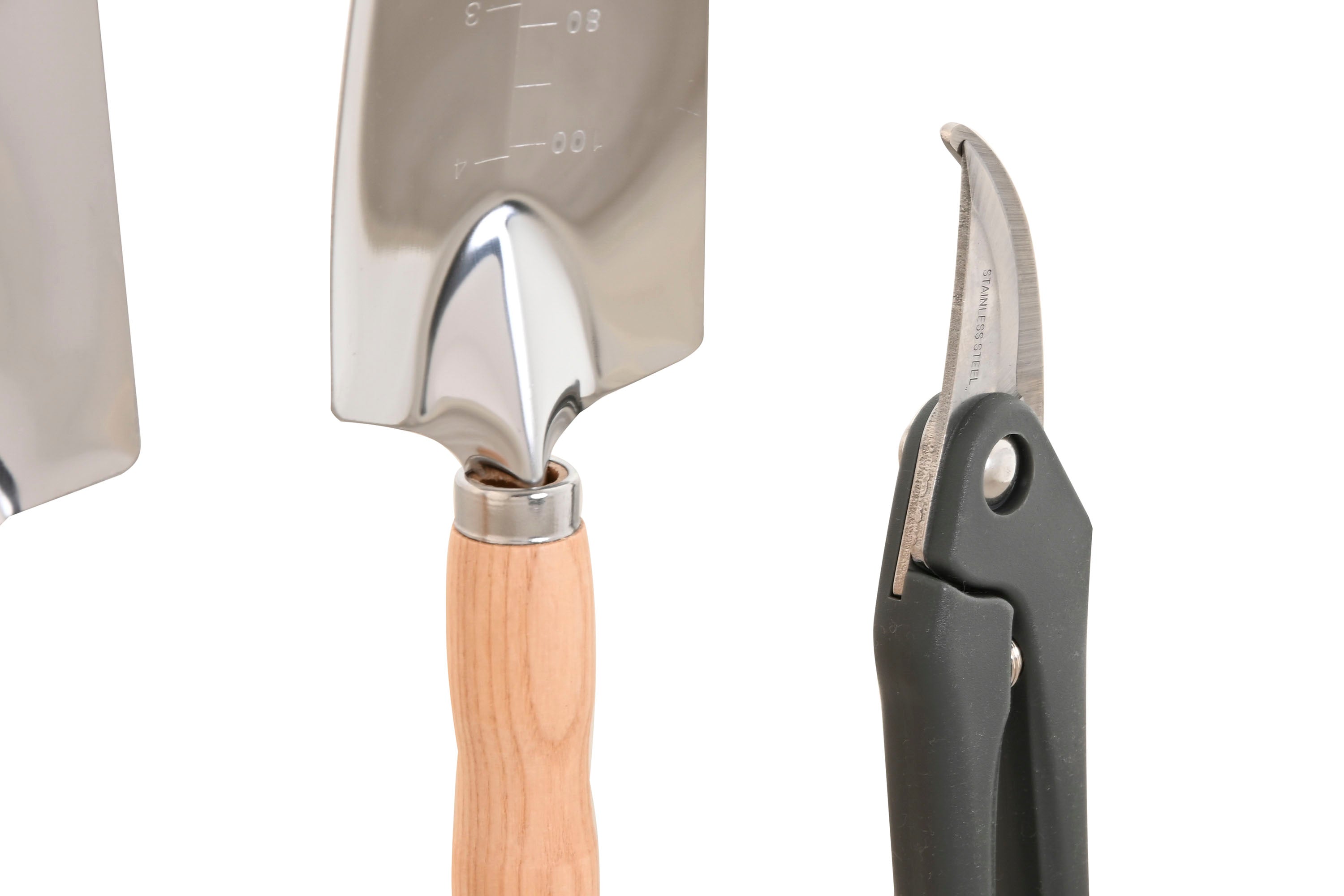 UTENSILIOS SET 8 ALUMINIO 45X45X45 CON TABURETE