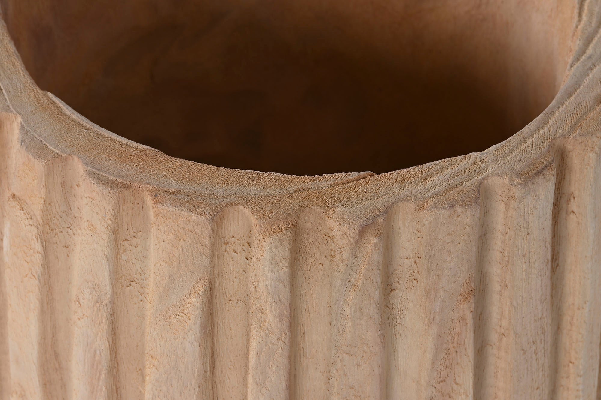 MACETERO MADERA PAULOWNIA 28X28X50 TALLADO NATURAL - Imagen 4