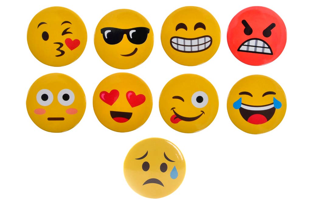 PIN METAL 3,7X0,5 3,7 EMOTI 9 SURT. - Imagen 1