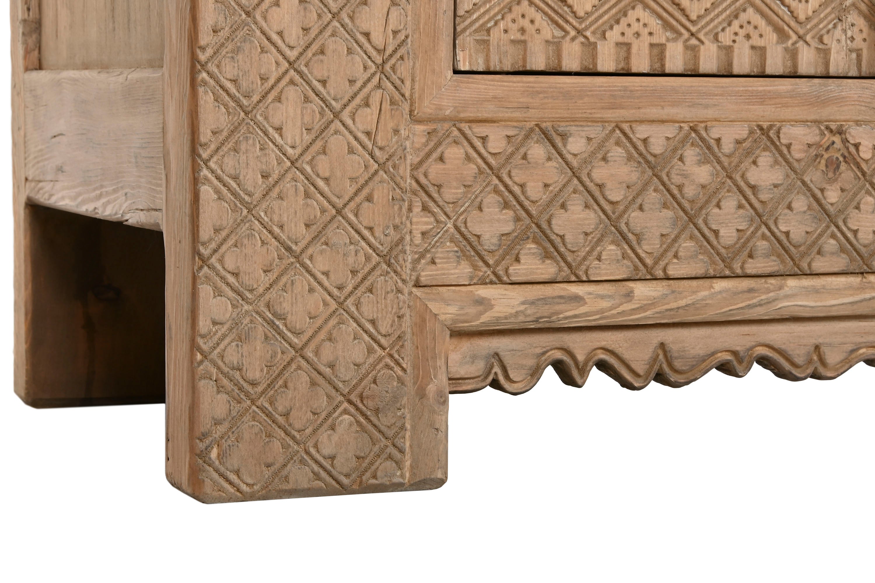 MUEBLE TV OLMO MACIZO 180X44X60 45,00 TALLADO - Imagen 5