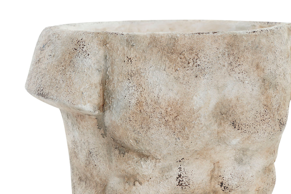 MACETERO CEMENTO 19X15X15 TORSO MARRON CLARO - Imagen 3
